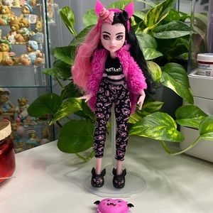 Monster High Doll (no stand)
